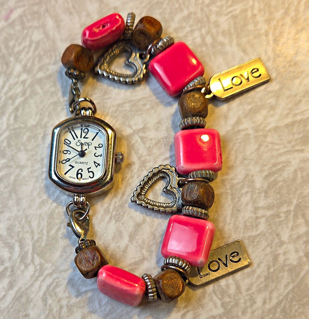 Swap Beeklive Women’s Quartz Analog Watch White Dial Pink Wood Bracelet Love